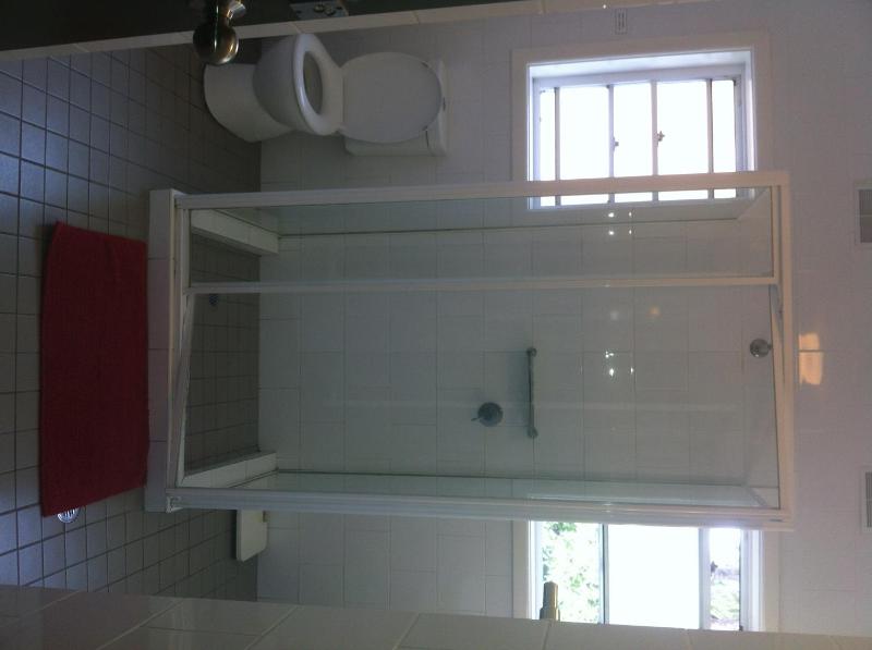 Quadruple Room image 2