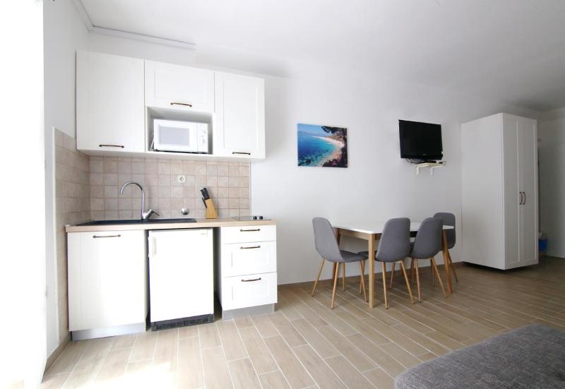Deluxe Studio with Balcony image 1