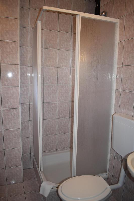 Double Room with Street View image 3