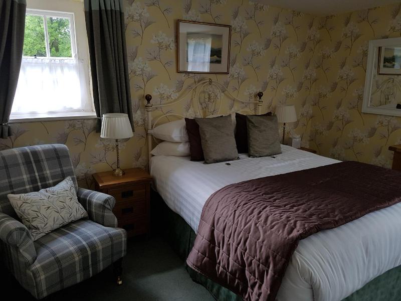 Double Room with Private Bathroom image 2