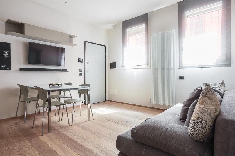 One-Bedroom Suite image 3