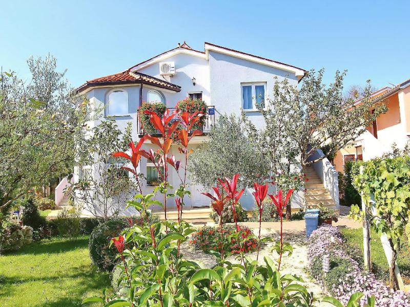 Apartments Đurđa - image 1