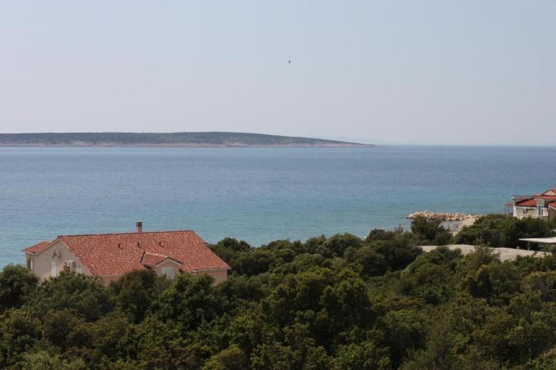 Two-Bedroom Apartment with Terrace and Sea View image 3
