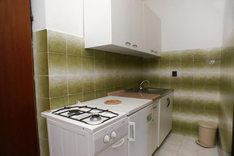 One-Bedroom Apartment with Terrace and Sea View image 3