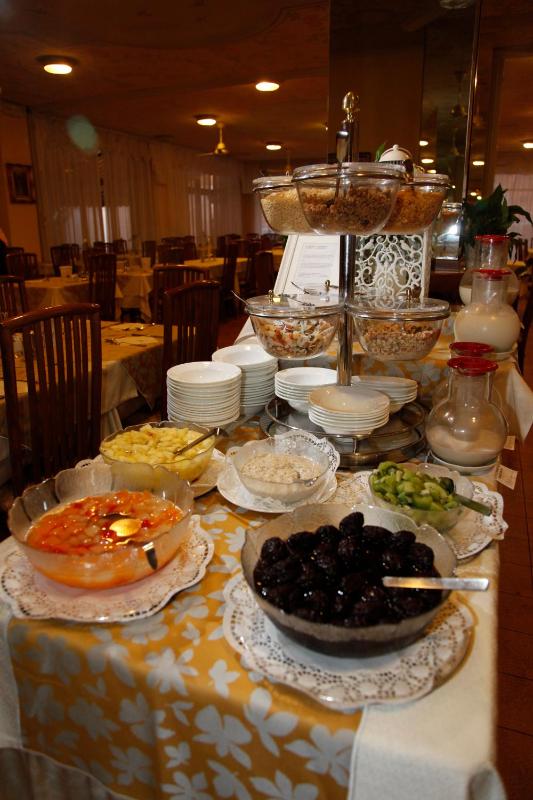 Hotel Villa Rosa - image 18