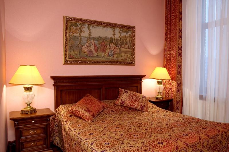 Superior Double Room image 1