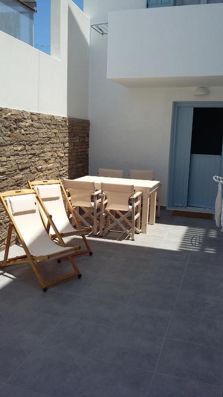 Studio with Terrace image 2
