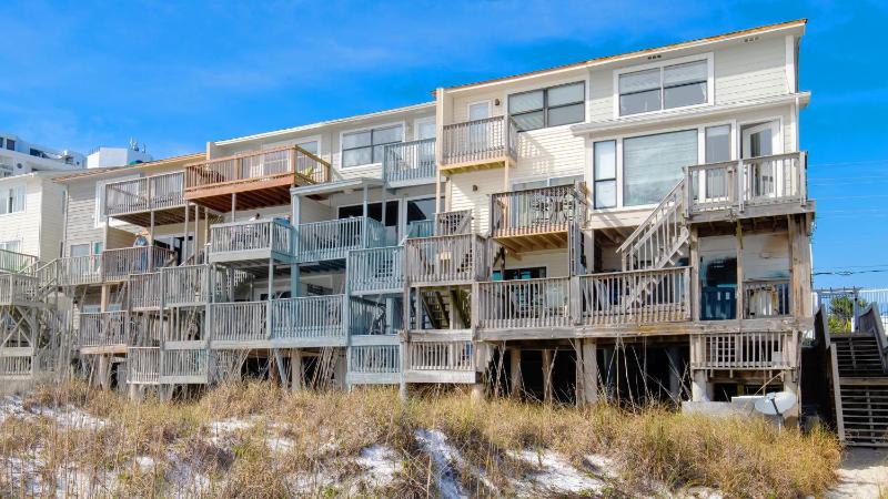 Apartment with Sea View image 3
