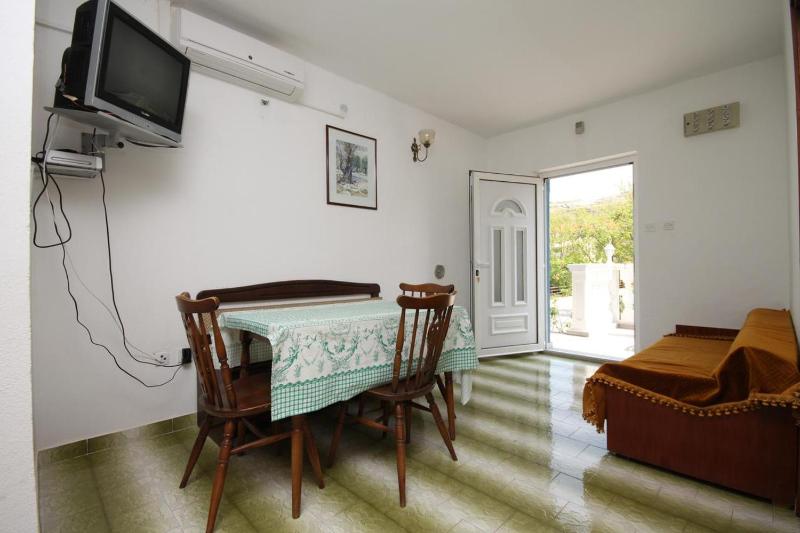 Two-Bedroom Apartment with Terrace image 1