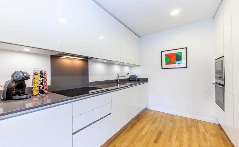 Apartment image 3