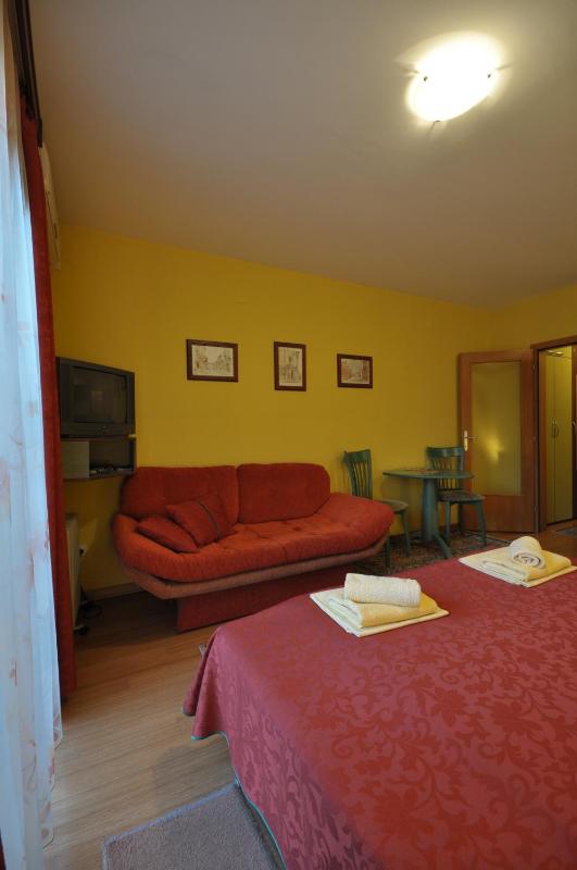 Studio (3 Adults) image 2