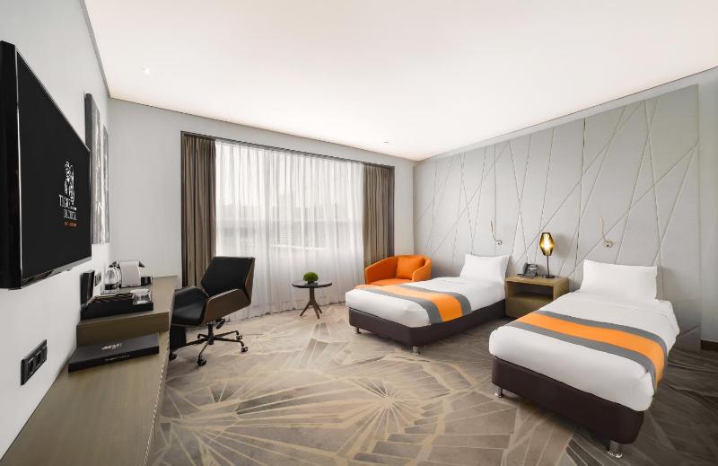 Standard  Double Room image 2