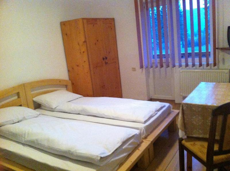 Standard Suite image 3