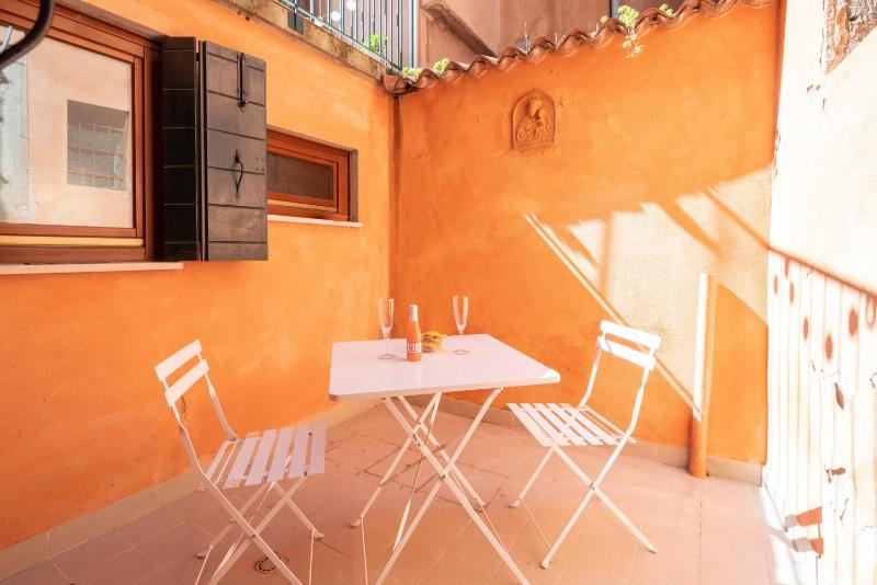Maison Valentina Images