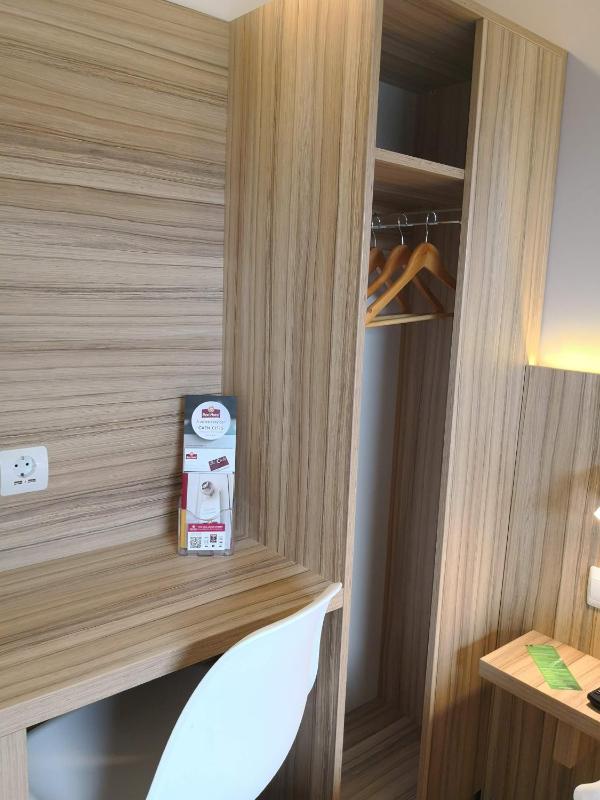 Double Room - Disability Access image 1