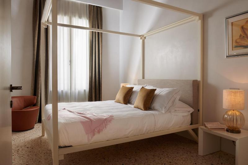 Palazzo Morosini Degli Spezieri - Lifestyle Apartments - image 4