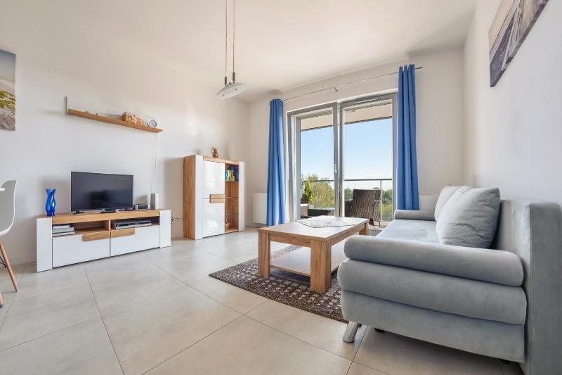One-Bedroom Apartment 9E Krasickiego Street image 3