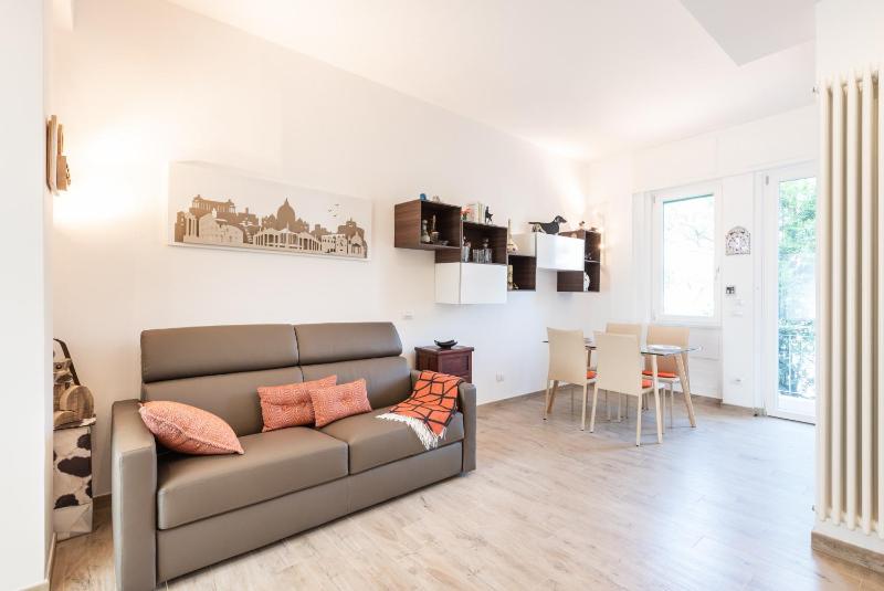 Cool Flat Alberti Lift Terraces Free Parking - image 1