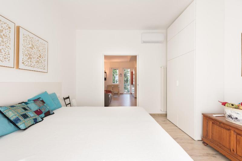 Cool Flat Alberti Lift Terraces Free Parking - image 12