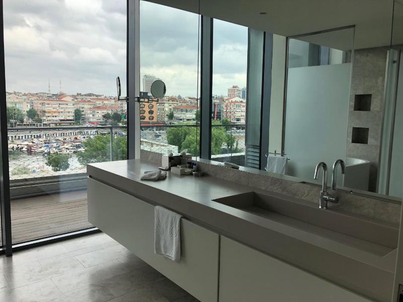 Three-Bedroom Apartment image 2