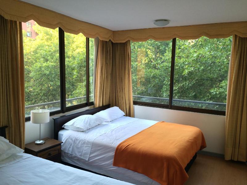 Apartamentos Costanera Centre - image 2