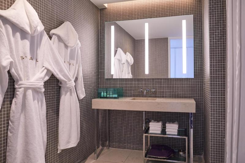 Hotel St Paul - image 13