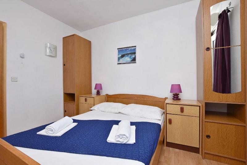 One-Bedroom apartment Standard image 3
