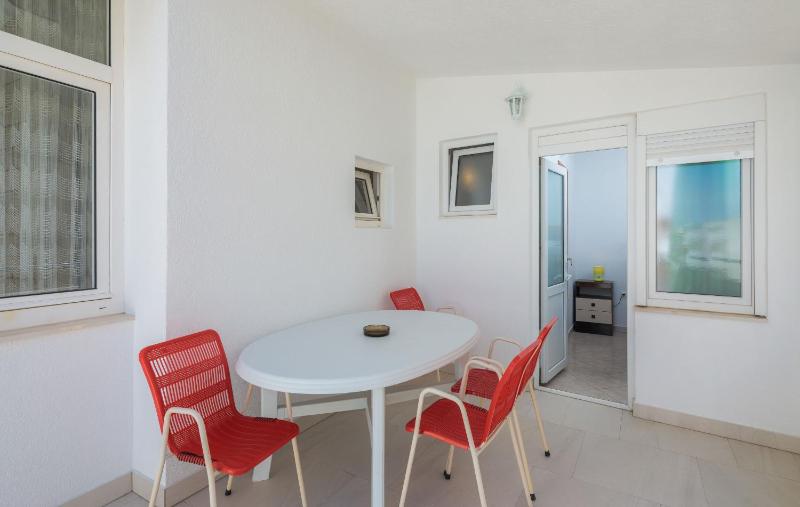 Two-Bedroom Apartment image 4