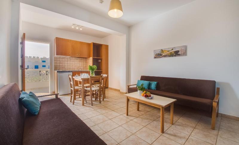 One-Bedroom Apartment image 2