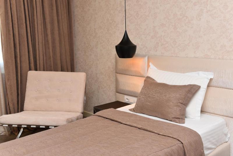 Single Room image 1