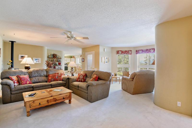 Three Bedroom House image 3