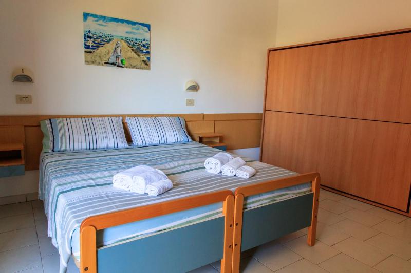 Triple Room with Private Bathroom image 1