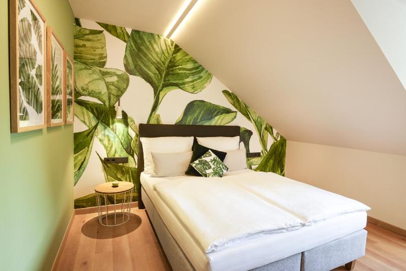 Single Room image 1