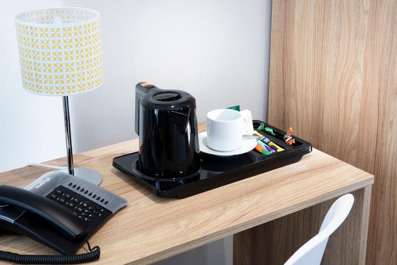 Single Room image 4