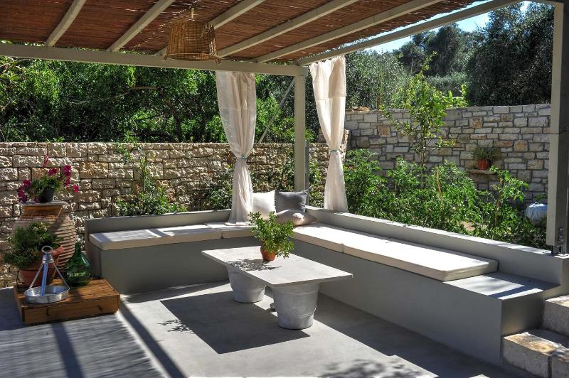 Villa image 3