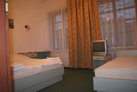 Single Room image 2