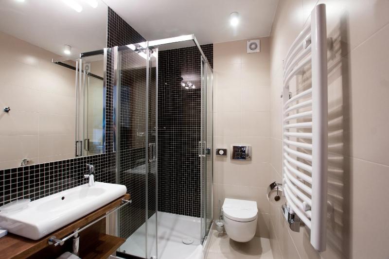 Single Room image 2