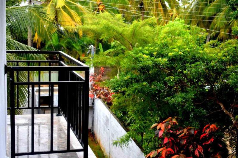 Lakeside Villa - image 22