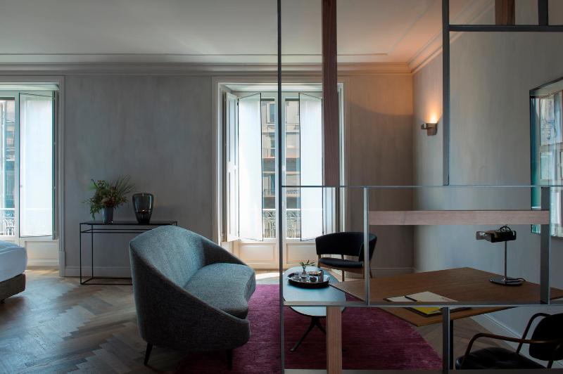 Premium Suite image 1