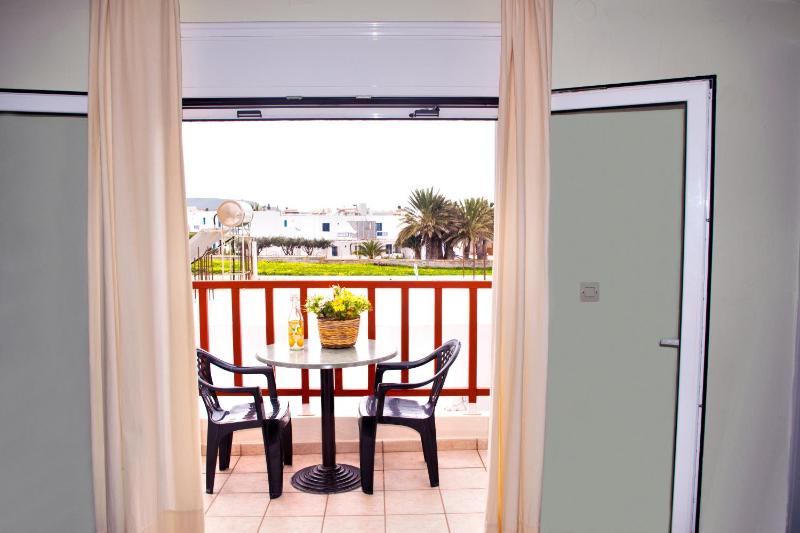 Two-Bedroom Apartment with Sea View image 4