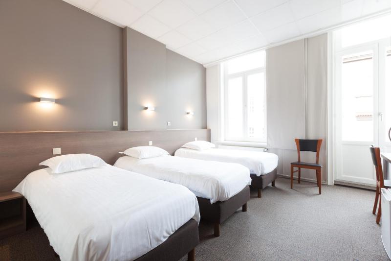 Triple Room image 3