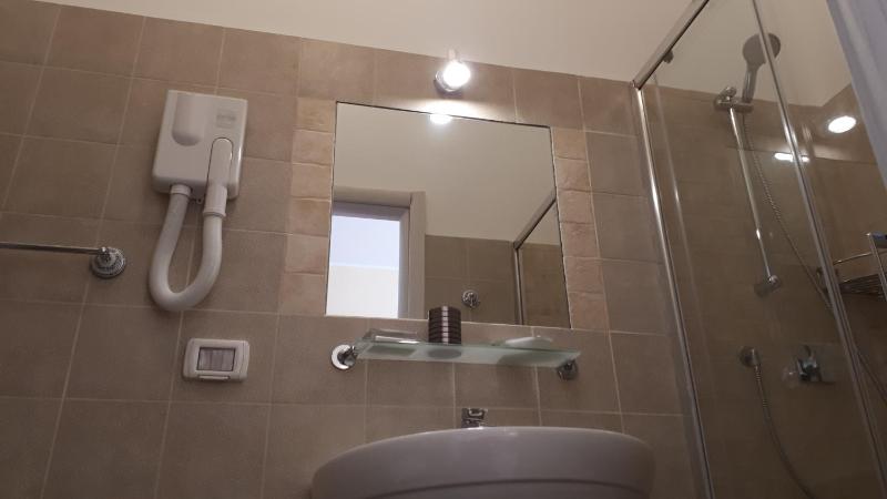 Triple Room image 3