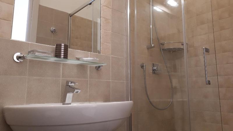 Triple Room image 4