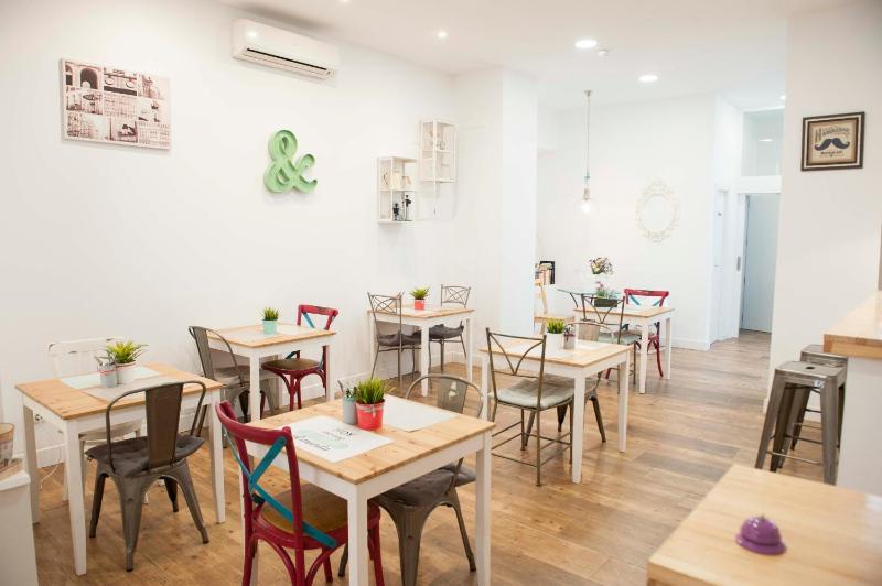 Hotel Smile & Co Hostal Boutique - image 4