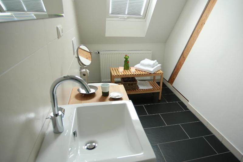 Standard Double Room image 2