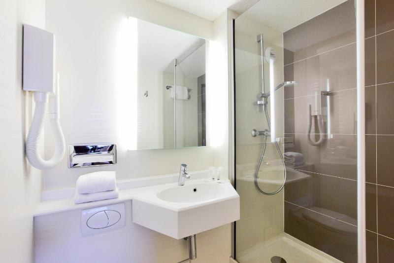 Triple Room image 2