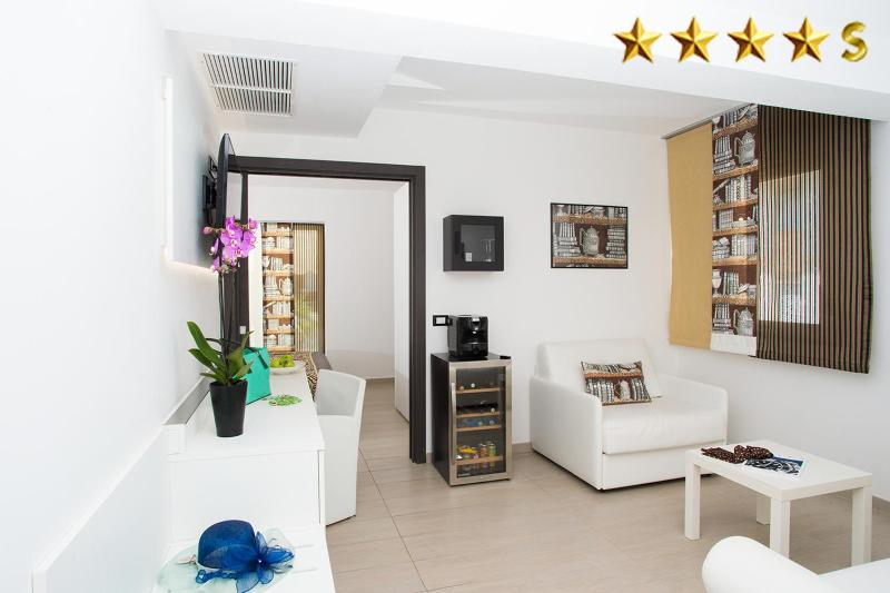 Deluxe Junior Suite image 3