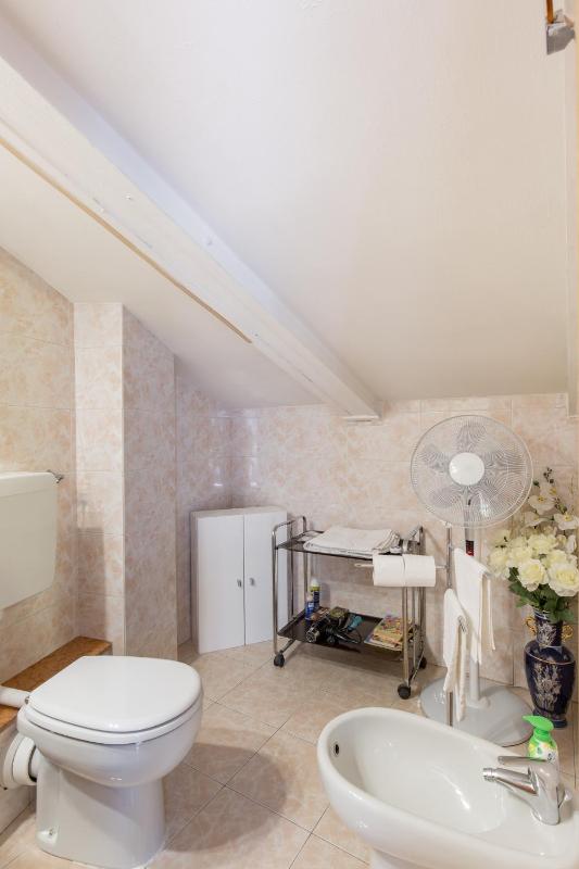 Gheller Apartment - image 12
