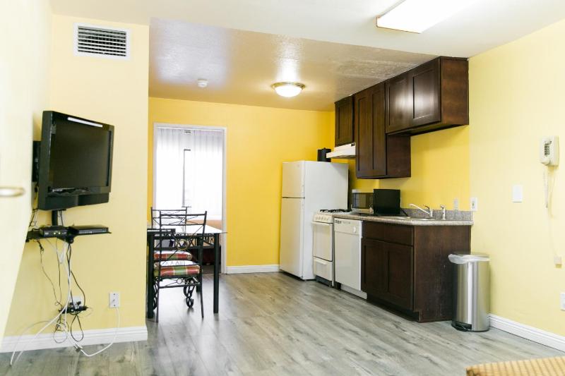 One-Bedroom Apartment image 1