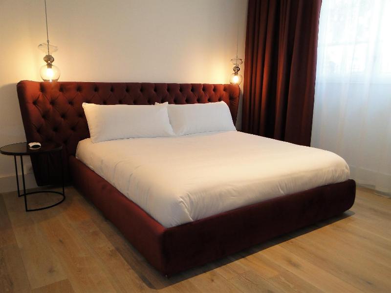 Superior Double Room image 1